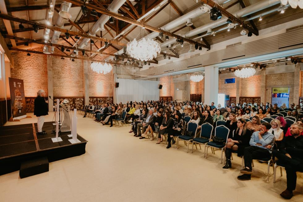 5324370013191385 480