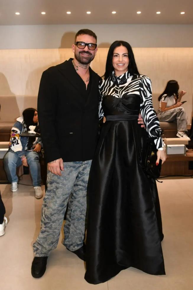 5346782766319778 image