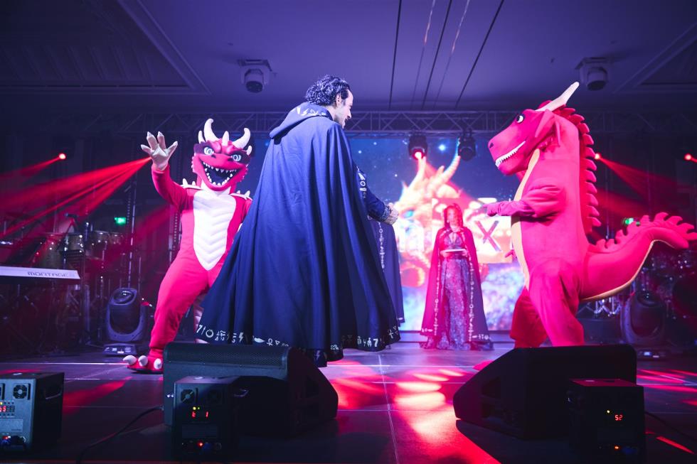 5356331220431434 251219-ecommbx-Christmas2025-1K5A0613