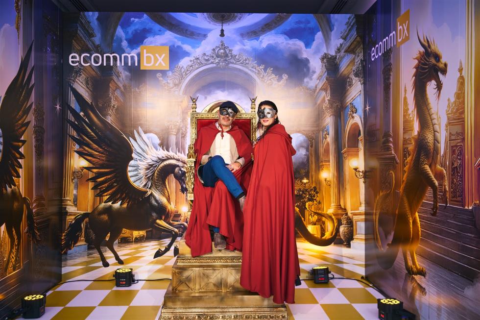 5356331884870032 251219-ecommbx-Christmas2025-1K5A0242