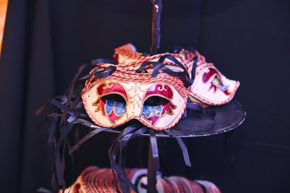 5356333028816790 251219-ecommbx-Christmas2025-1K5A1765