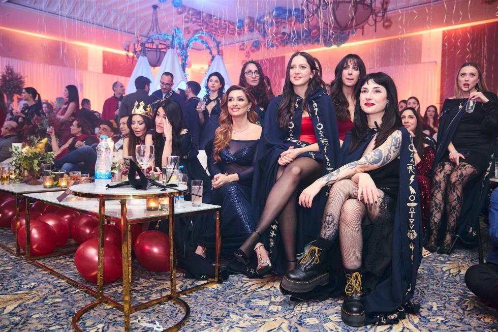 5356333116171270 251219-ecommbx-Christmas2025-1K5A0845