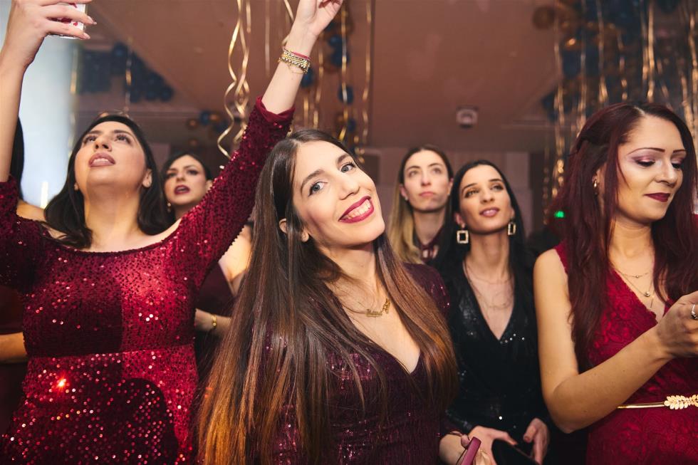 5356333204451798 251219-ecommbx-Christmas2025-1K5A1658