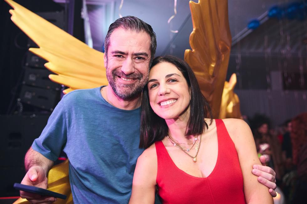 5356333185389399 251219-ecommbx-Christmas2025-1K5A1684