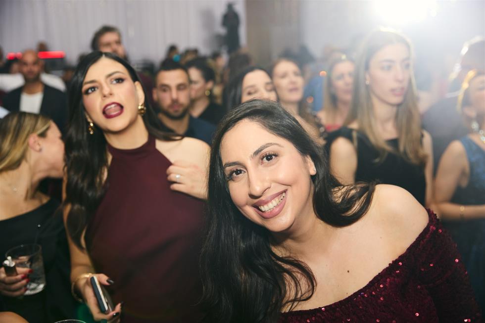 5356333361673272 251219-ecommbx-Christmas2025-1K5A2026