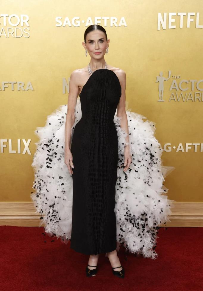 5416778852406069 image